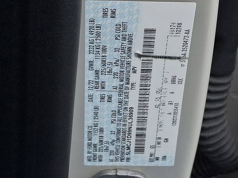 Certified 2022 Lincoln Corsair AWD w/ Equipment Group 101A image 27