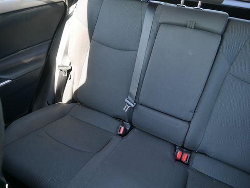 Used 2021 Toyota RAV4 LE AWD/4WD image 12