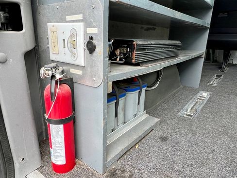 Used 2014 Freightliner Sprinter 2500 image 36