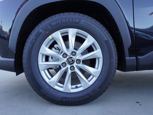 New 2026 Toyota Corolla Cross LE image 19