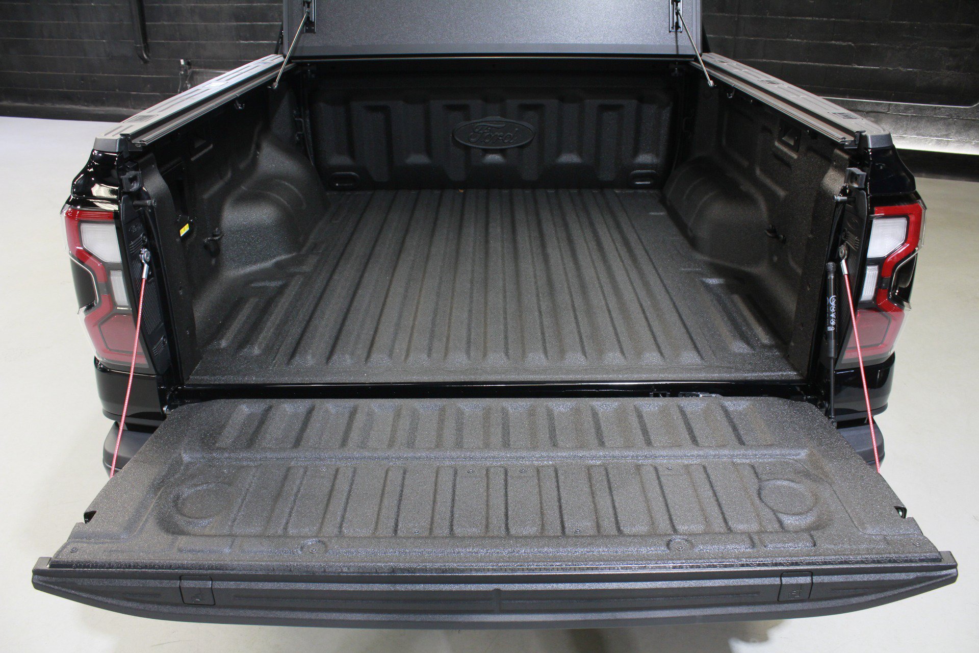 Used 2025 Ford Ranger Raptor AWD/4WD image 18