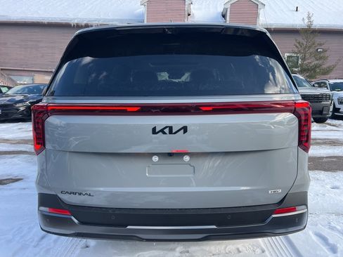 New 2026 Kia Carnival SX Prestige image 3