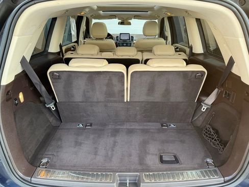 Used 2019 Mercedes-Benz GLS 450 4MATIC image 18