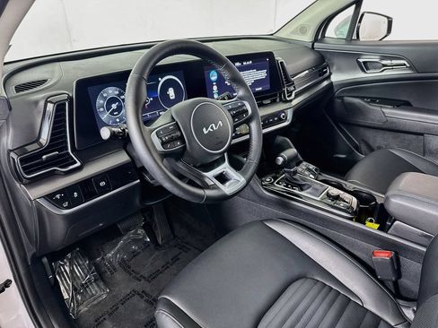 Used 2025 Kia Sportage SX AWD/4WD image 9
