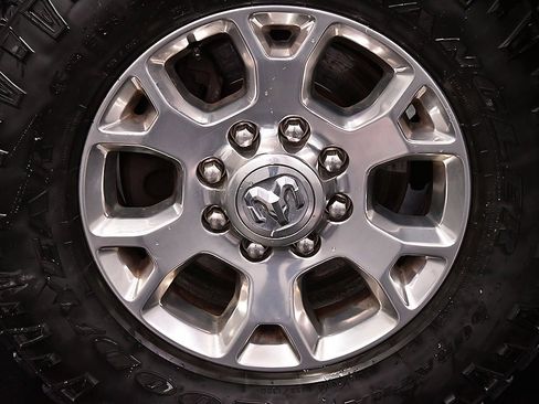 Used 2021 RAM 2500 Laramie image 9