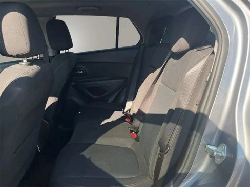 Used 2020 Chevrolet Trax LS w/ Tint and Cruise Package FWD image 11