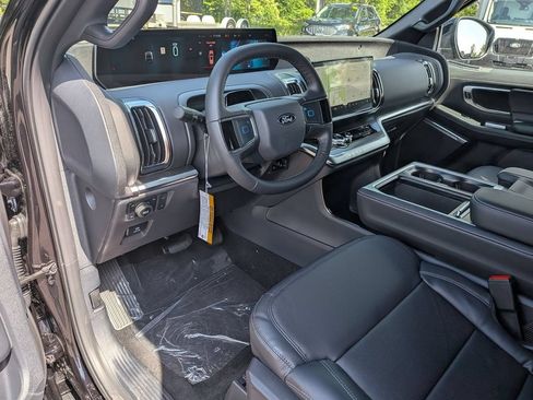 New 2026 Ford Expedition Max Platinum AWD/4WD image 10