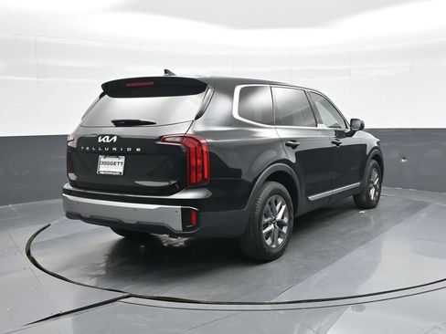 Used 2023 Kia Telluride LX image 9