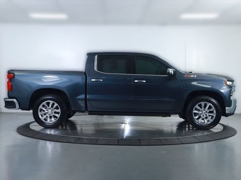 Used 2021 Chevrolet Silverado 1500 LTZ w/ LTZ Convenience Package II AWD/4WD image 13