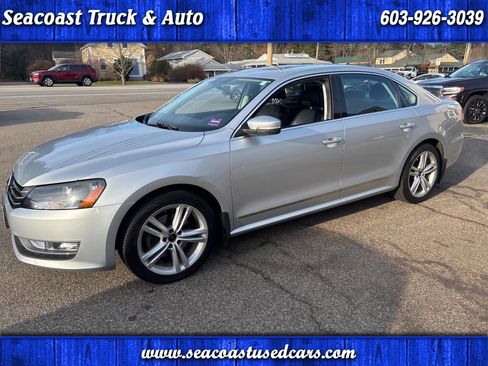 Used 2015 Volkswagen Passat 1.8T SE image 1