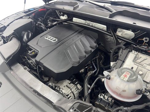 Used 2022 Audi Q5 2.0T Premium w/ Convenience Package image 77