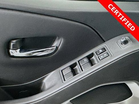 Used 2025 Nissan Frontier SV RWD image 18