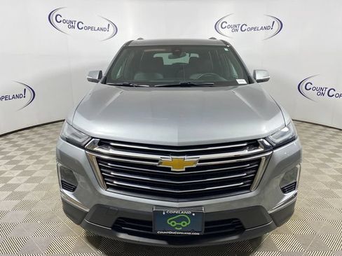 Used 2023 Chevrolet Traverse LT AWD/4WD image 9