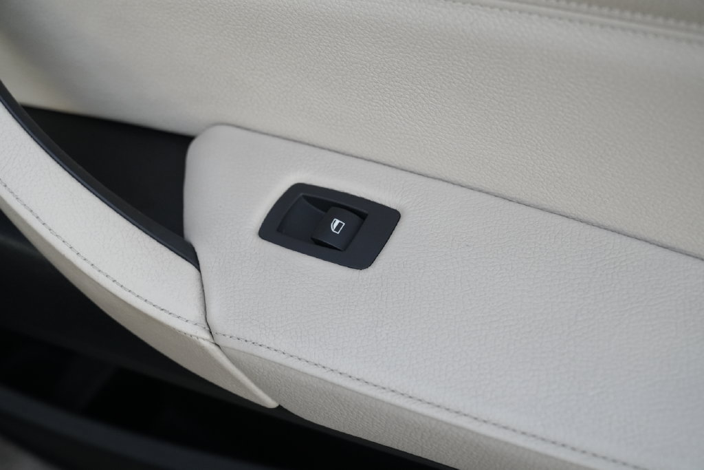 Used 2013 BMW X5 xDrive35i AWD/4WD image 39