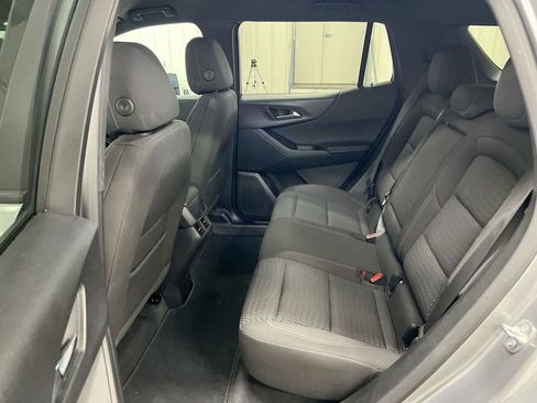 Used 2025 Chevrolet Equinox LT AWD/4WD image 23