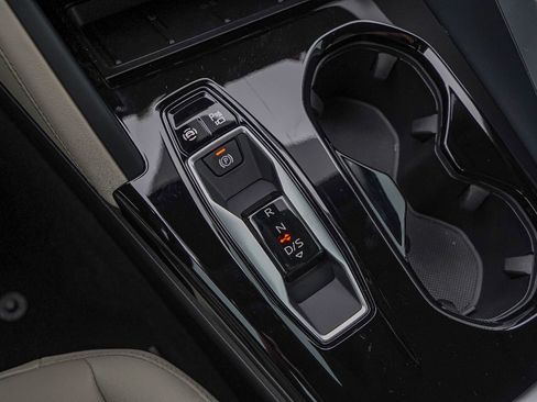 New 2025 Audi Q5 Premium Plus image 13