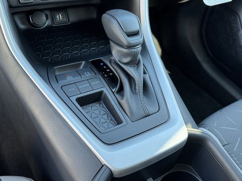 New 2025 Toyota RAV4 XLE image 19