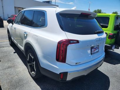Used 2023 Kia Telluride S w/ S Sunroof Package