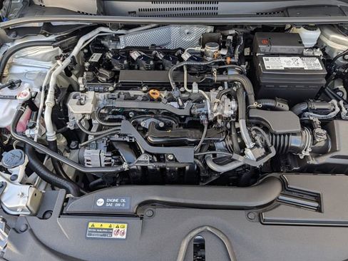 Used 2024 Toyota Corolla LE image 33