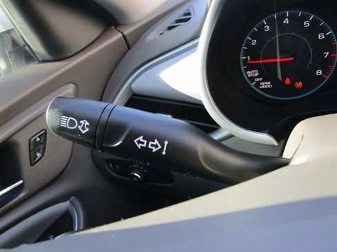 Used 2022 Chevrolet Malibu LT image 21