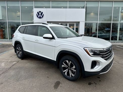 New 2026 Volkswagen Atlas SE image 1