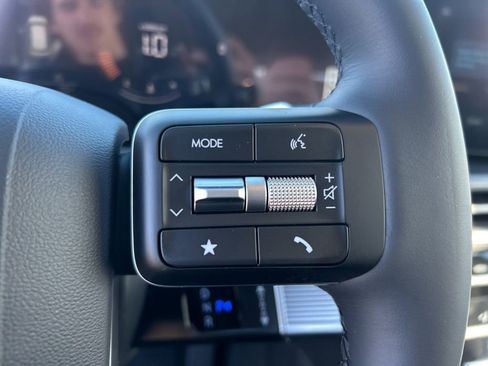 New 2026 Hyundai Santa Fe SE image 15