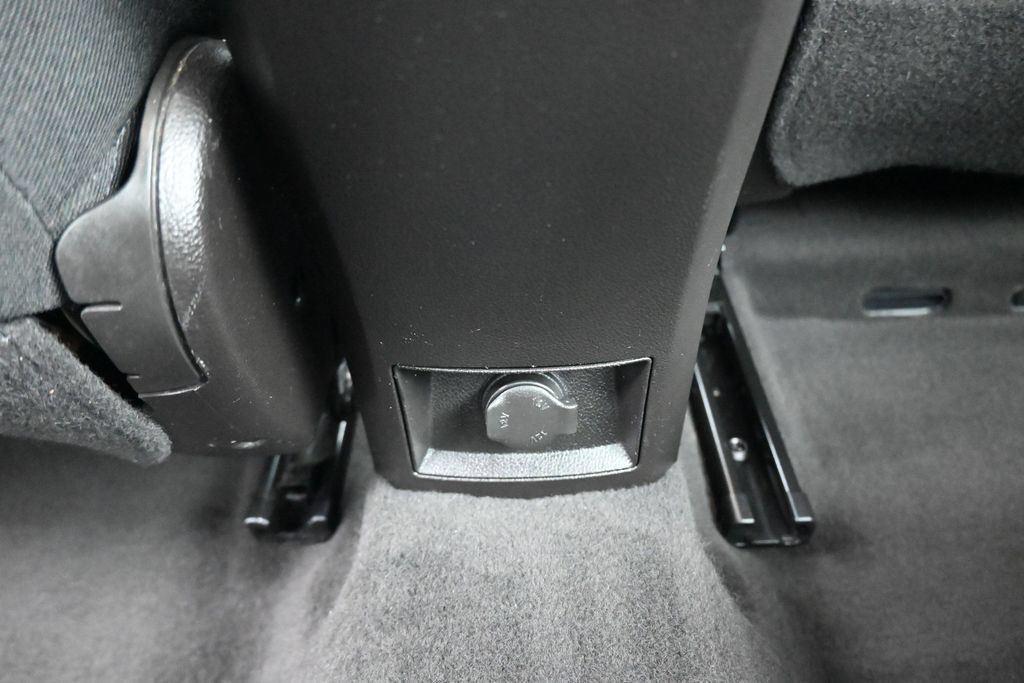 Used 2016 Chevrolet Cruze LT w/ Enhanced Safety Package FWD image 32