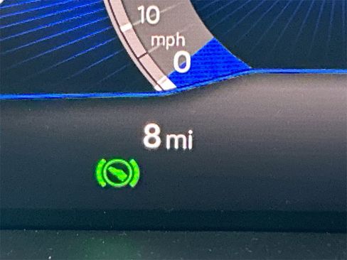 New 2026 Volkswagen Taos SE image 23