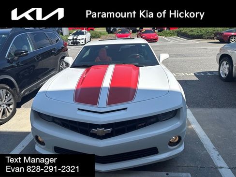 Used 2010 Chevrolet Camaro SS w/ RS Package RWD image 2