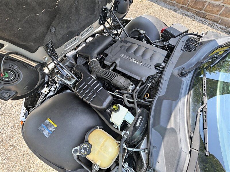 Used 2008 Pontiac Solstice Convertible w/ Premium Package RWD image 12