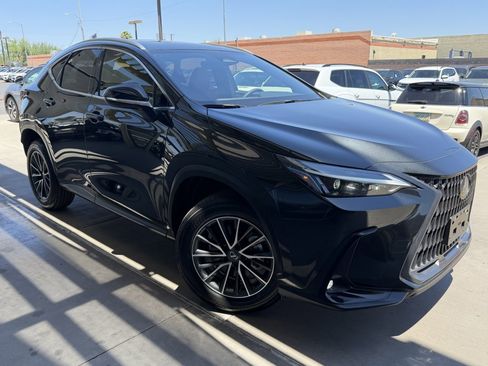 Used 2024 Lexus NX 250 FWD image 6