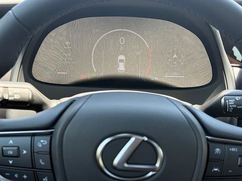 New 2026 Lexus UX 300h FWD image 23