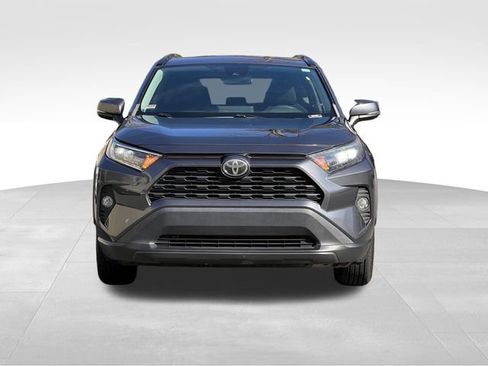 Used 2020 Toyota RAV4 XLE image 8