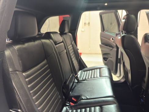Used 2019 Jeep Grand Cherokee Limited X image 27