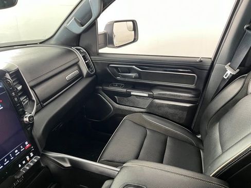 Used 2022 RAM 1500 Laramie w/ Sport Appearance Package AWD/4WD image 32