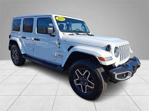 Used 2023 Jeep Wrangler Unlimited Sahara w/ Cold Weather Group image 3