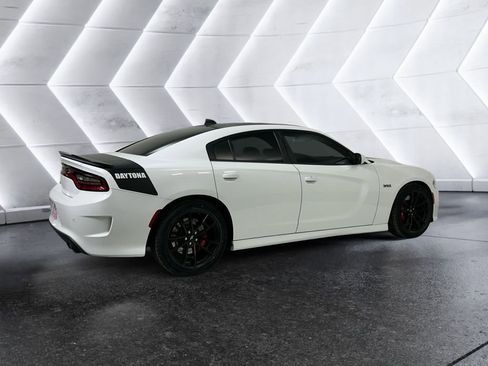 Used 2022 Dodge Charger Scat Pack w/ Daytona Edition Group RWD image 4