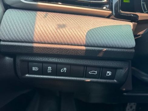 Used 2025 Toyota Camry SE FWD image 21