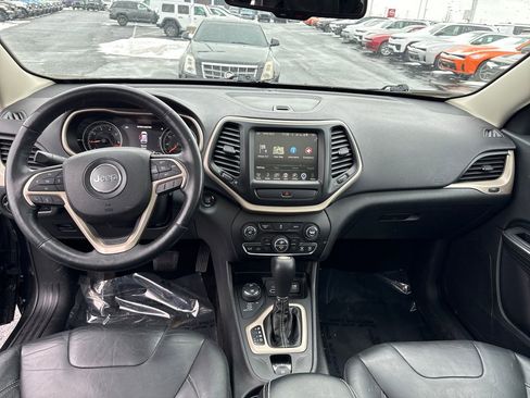 Used 2015 Jeep Cherokee Limited image 15