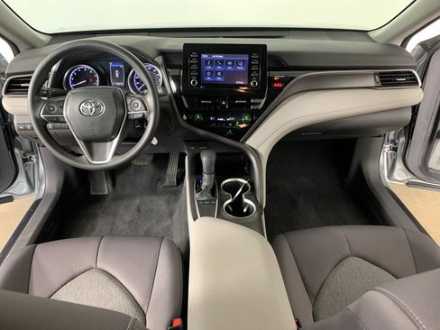 Used 2024 Toyota Camry LE image 33