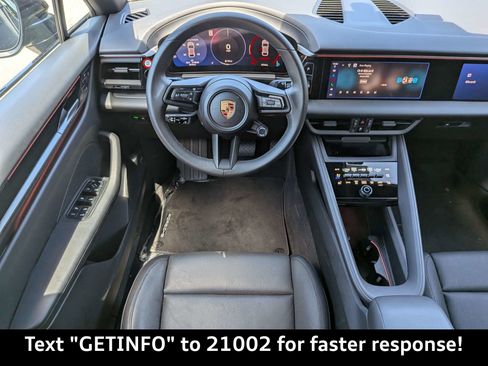 Used 2025 Porsche Macan Electric RWD image 18