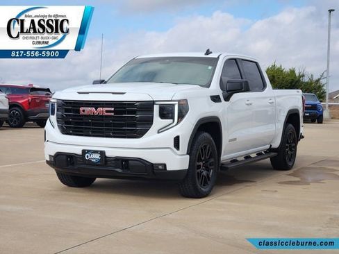 Used 2025 GMC Sierra 1500 Elevation w/ Preferred Package image 7