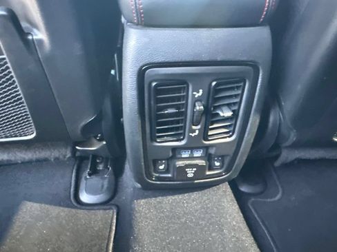 Used 2023 Dodge Durango R/T RWD image 17