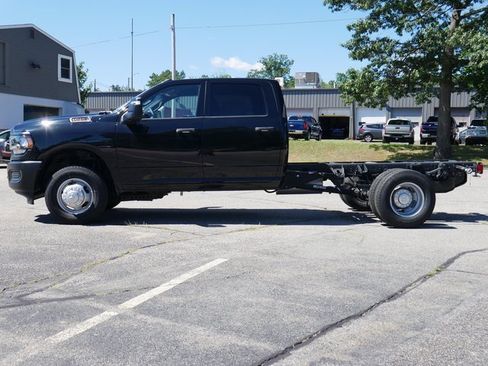 New 2024 RAM 3500 Tradesman image 4