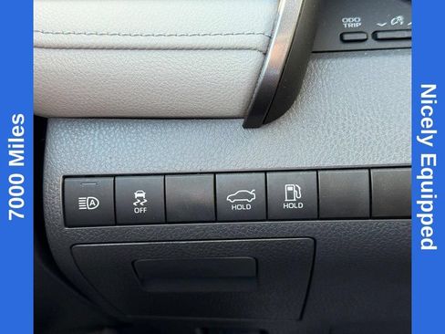 Used 2022 Toyota Camry LE FWD image 28