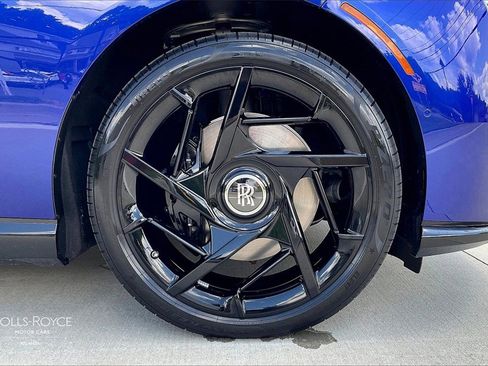 New 2025 Rolls-Royce Spectre Black Badge image 17