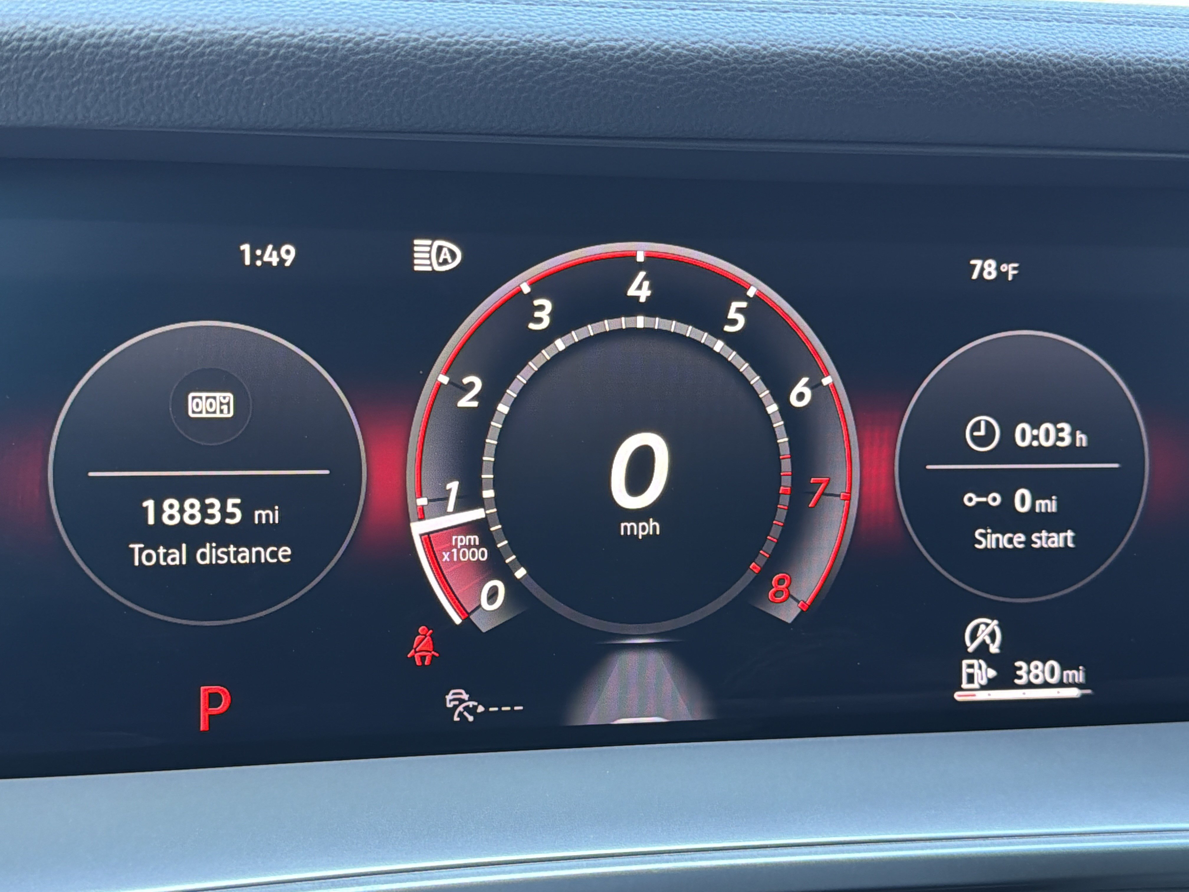 Used 2025 Volkswagen Tiguan SE R-Line FWD image 8