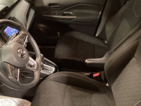 Used 2021 Nissan Kicks S image 14