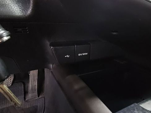 Used 2023 Toyota Camry SE image 19