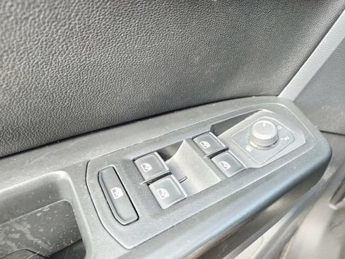 Used 2019 Volkswagen Atlas SE AWD/4WD image 32